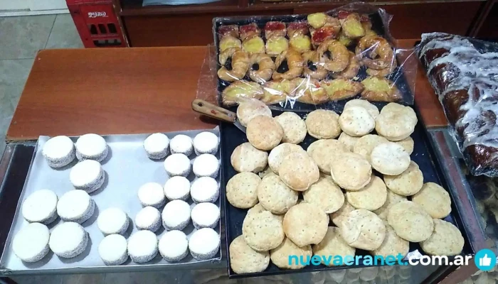Panaderia Delicias -  Comida Y Bebida - Santiago del Estero