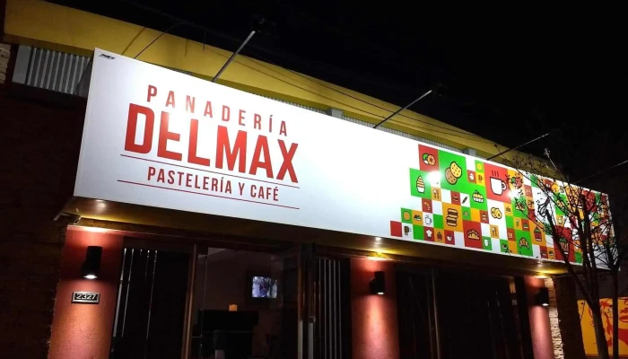 Panaderia Delmax -   Pasteleria Y Cafe Puntaje - Santo Tomé