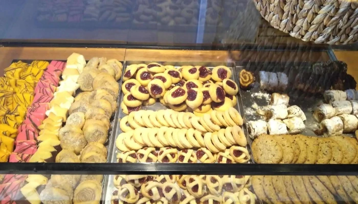 Panaderia Dimanche Alemanes Comida Y Bebida - Córdoba