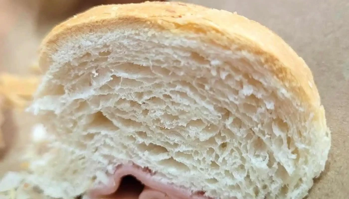 Panaderia Dos Lunas -  Comida Y Bebida - Neuquén