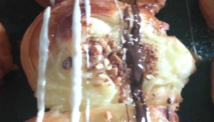 Panaderia El Emporio -  Comida Y Bebida - Trelew
