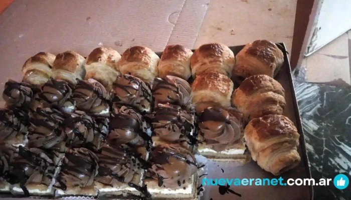 Panaderia El Nuevo Exquisito -  Comida Y Bebida - Pico Truncado