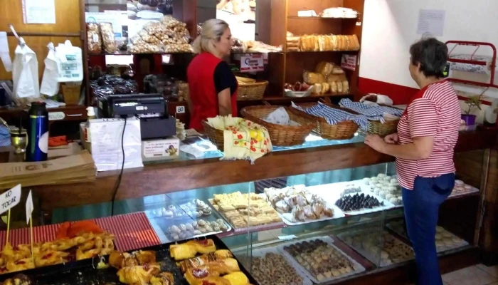 Panaderia El Paisanito -  Ambiente - Jardín America