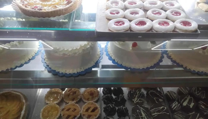 Panaderia Eugenio Pastel - La Banda