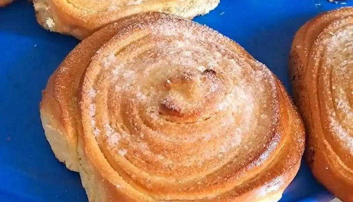 Panaderia Hermes Facturas  Galletas  Tortas Del Propietario - San Rafael