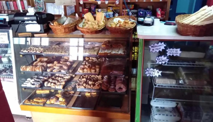 Panaderia Jocelyn Vitrina - Gdor. Gregores