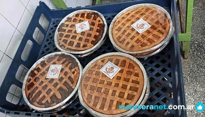 Panaderia La Alemana -  Comida Y Bebida - Crespo