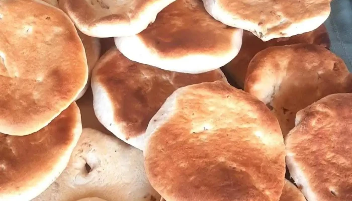 Panaderia La Caserita Comida Y Bebida - Chimbas