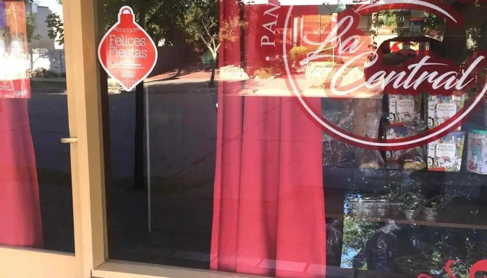 Panaderia La Central Vitrina - Jovita