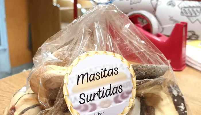 Panaderia La Comodorense -  Comida Y Bebida - Comodoro Rivadavia