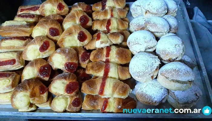 Panaderia La Criollita -  Comida Y Bebida - Clodomira