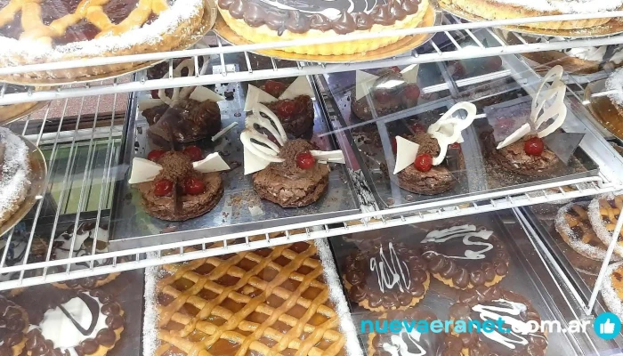Panaderia La Duquesa -  Vitrina - Santa Fe de la Vera Cruz