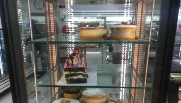Panaderia La Esmeralda -  Donde - Crespo