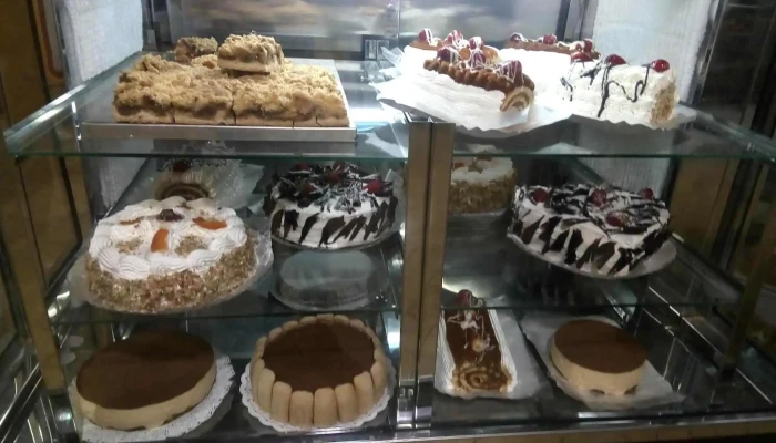 Panaderia La Negra Vitrina - Gral. Roca