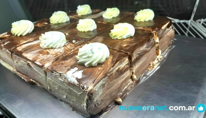 Panaderia La Nueva Esperanza Pastel - Frías