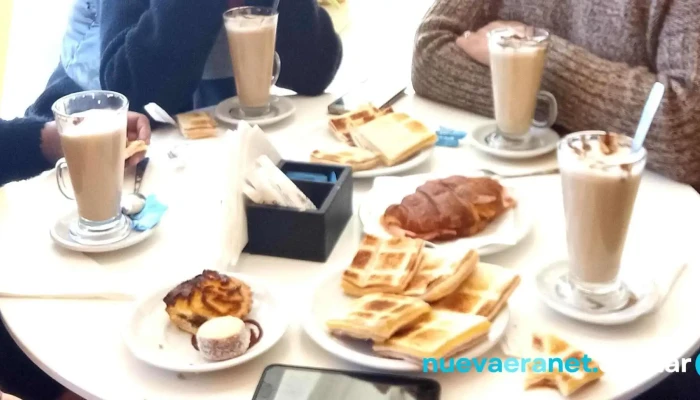 Panaderia La Nueva Estrella 3 -  Comida Y Bebida - Monte Caseros
