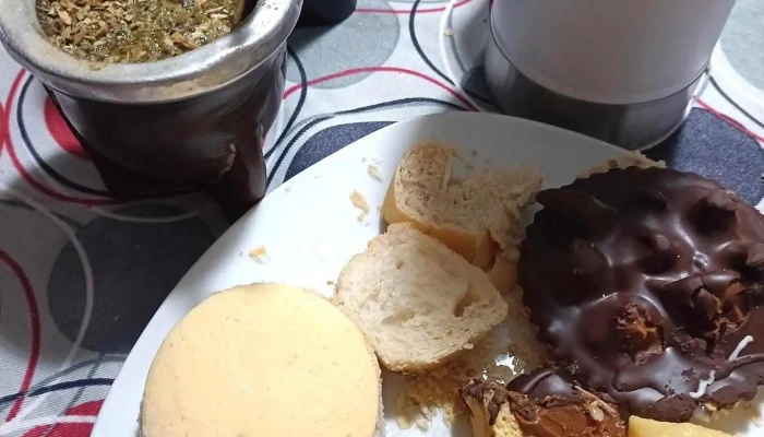 Panaderia La Rosita -  Comida Y Bebida - Coronda