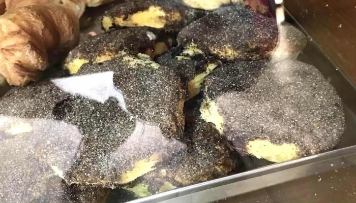 Panaderia La Triguena Comida Y Bebida - Gral. Roca