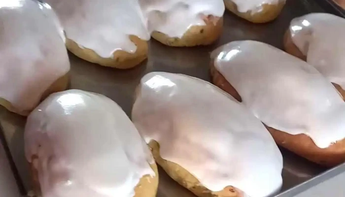 Panaderia Los Pininos Comida Y Bebida - Las Heras