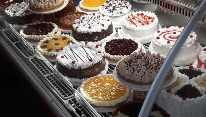 Panaderia Los Pinos -  Comida Y Bebida - Córdoba