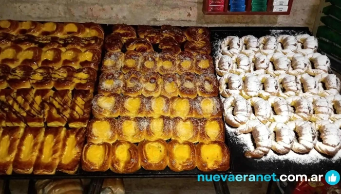 Panaderia Mino Comida Y Bebida - Charadai