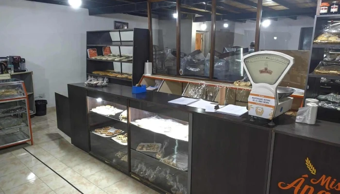 Panaderia Mis Angeles Vitrina - Mendoza
