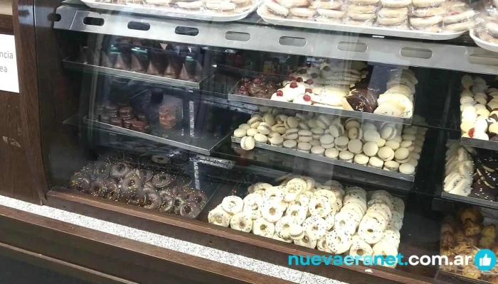 Panaderia Mis Delicias -  Vitrina - Nono