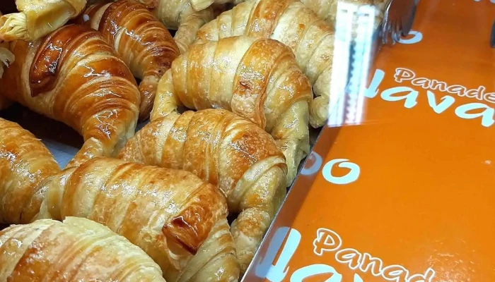Panaderia Navarro Comida Y Bebida - Rivadavia