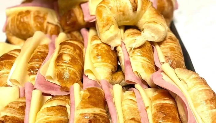 Panaderia Nuevo Sabores -  Comida Y Bebida - Caleta Olivia