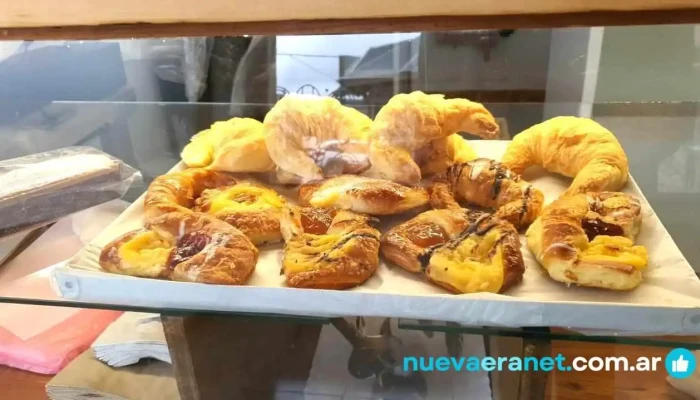 Panaderia Panambi Comida Y Bebida - San Martín de los Andes