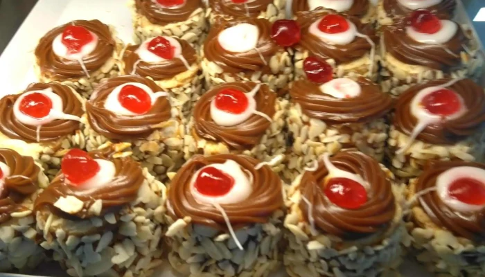 Panaderia Pugliese Suc Padre Lozano Pastel - Córdoba