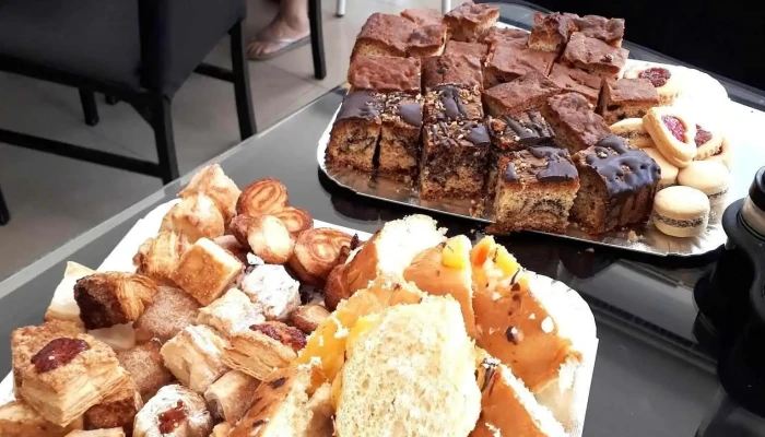 Panaderia Restaurante Alvarez Comida Y Bebida - Las Breñas