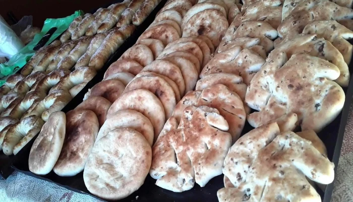 Panaderia Roma De Marcelo Videla -  Comida Y Bebida - Las Heras
