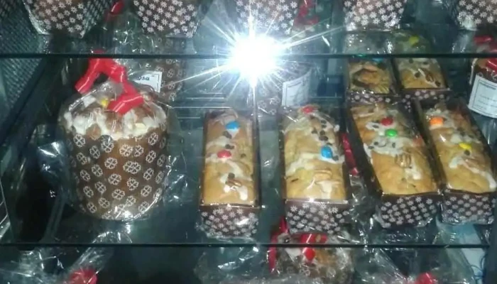 Panaderia Rosa -  Comida Y Bebida - Metán