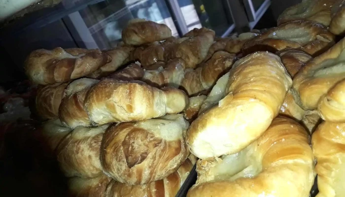 Panaderia Salinas Comida Y Bebida - Lules