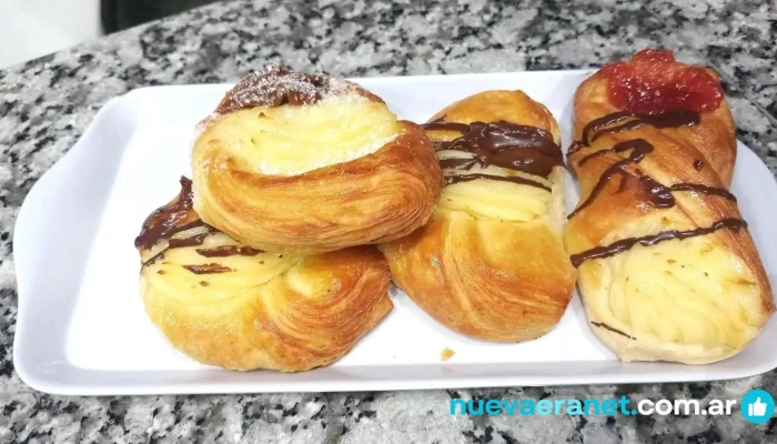 Panaderia San Cayetano -  Comida Y Bebida - Santiago del Estero