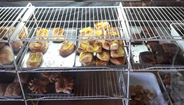 Panaderia San Cayetano -  Vitrina - Reduccion