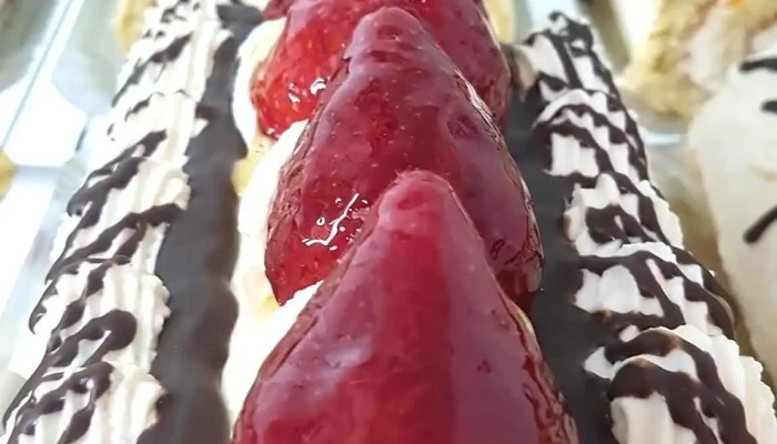 Panaderia San Jose Pastel - Las Parejas