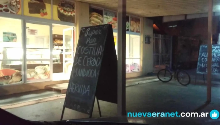 Panaderia Super Pan Vitrina - Ituzaingó