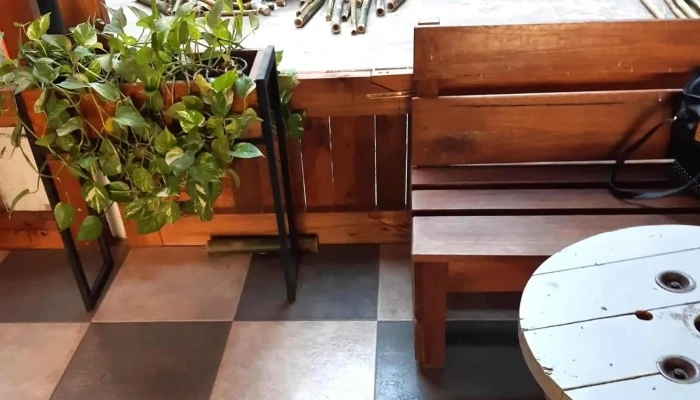 Panaderia Y Cafeteria Abuela Lala -  Direccion - Mercedes