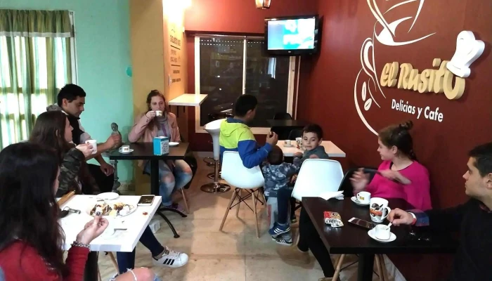 Panaderia Y Cafeteria El Rusito Ambiente - Bouquet