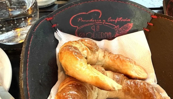 Panaderia Y Cafeteria La Moderna Ubicacion - Santa María