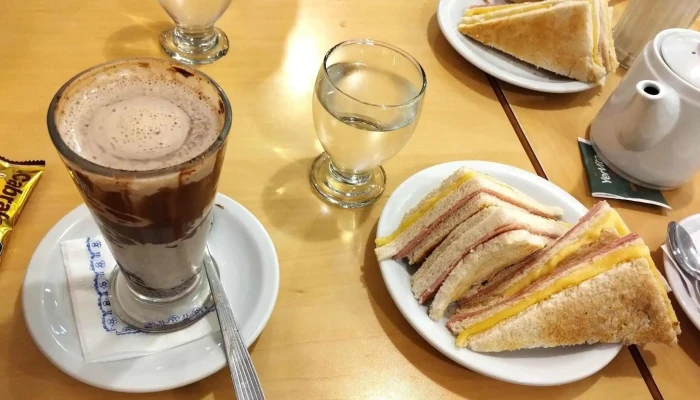 Panaderia Y Cafeteria Pan Pan Capuchino - Salta