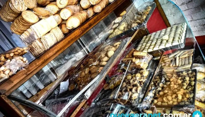 Panaderia Y Confiteria Amanecer Vitrina - Godoy Cruz
