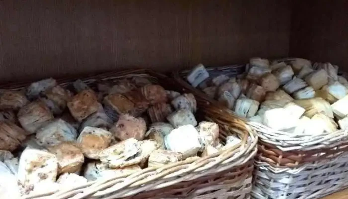 Panaderia Y Confiteria Deleytes -  Comida Y Bebida - San Vicente