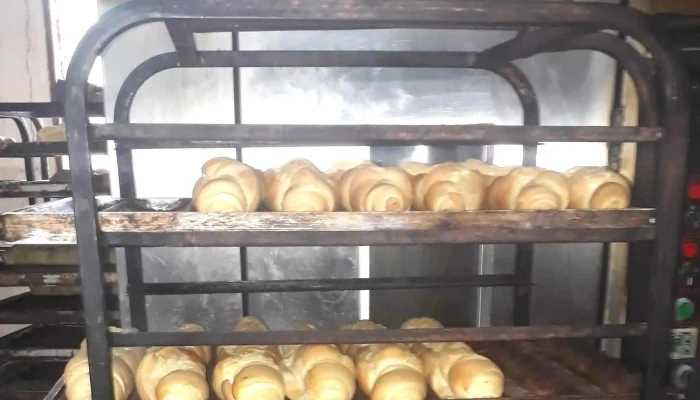 Panaderia Y Confiteria Dulzuras Gral Pico - Gral. Pico