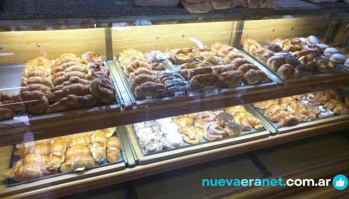 Panaderia Y Confiteria El Clarin Ambiente - San Juan