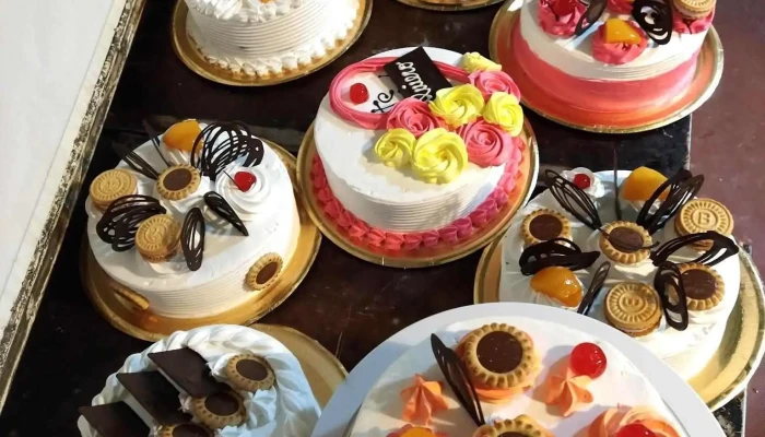 Panaderia Y Confiteria La Familia Pastel - Posadas