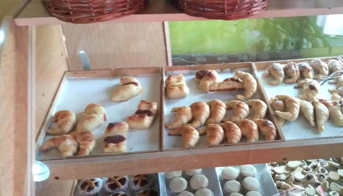 Panaderia Y Confiteria La Familia -  Precios - El Calafate