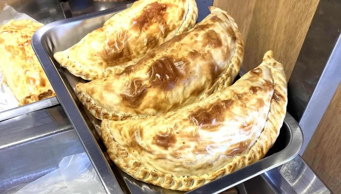 Panaderia Y Confiteria La Familia -  Zona - El Calafate